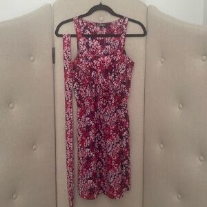 Express Pink Floral Elastic Waist Sleeveless Dress wt Ruffles, Pockets & Belt XS